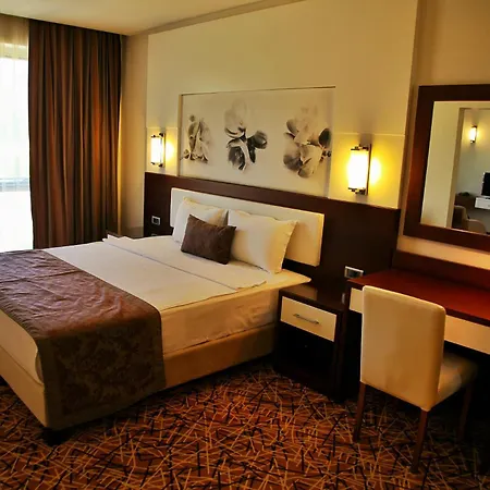 ホテル Yuecelen Mugla