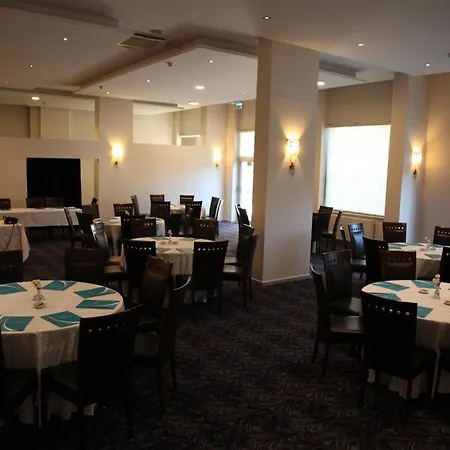 ホテル Yuecelen Mugla